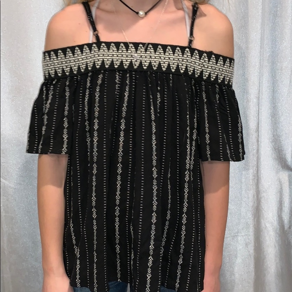 Black chevron top